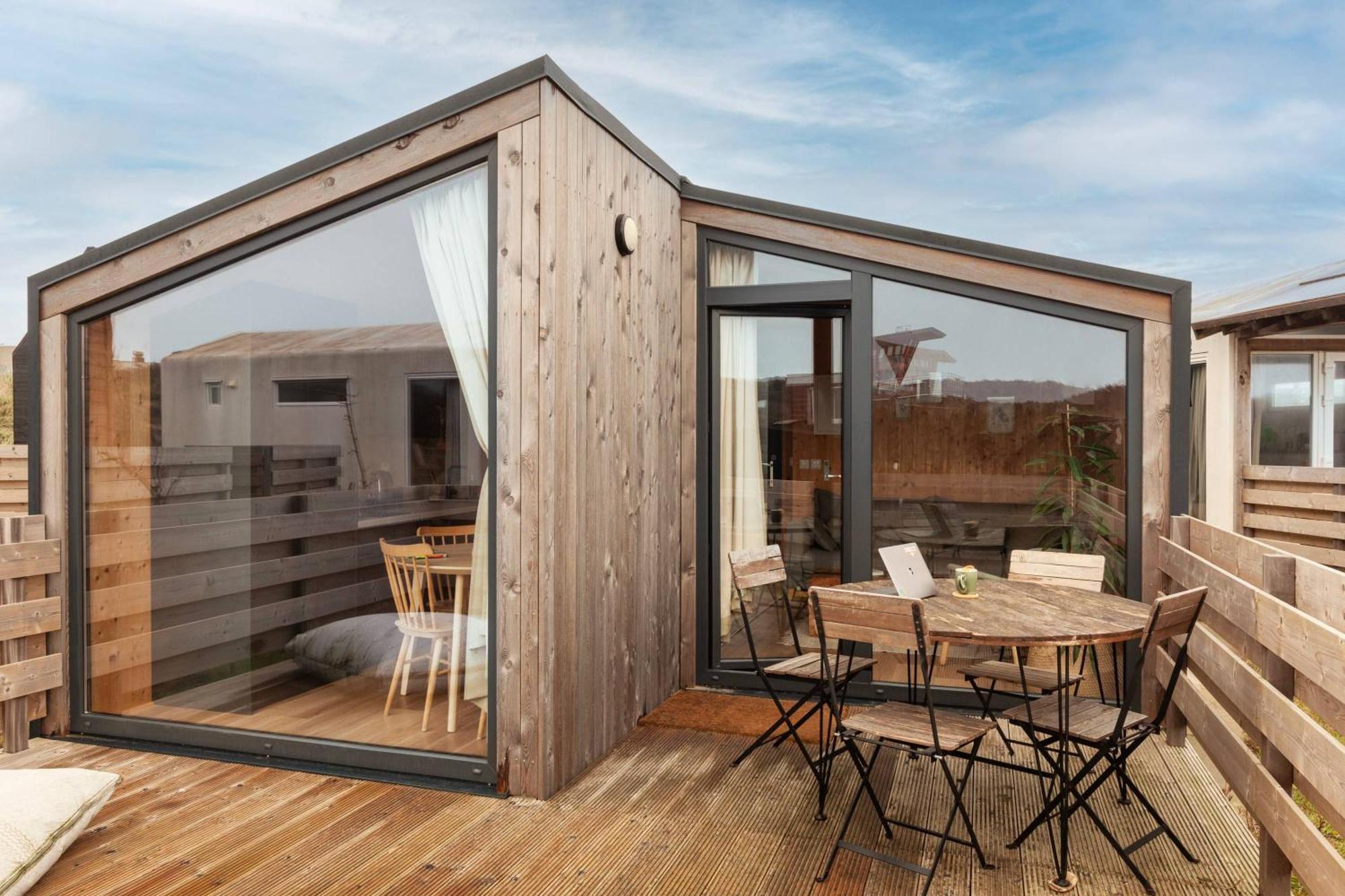 Basecamp Tiny House Eco-Resort Ijmuiden IJmuiden Exterior foto